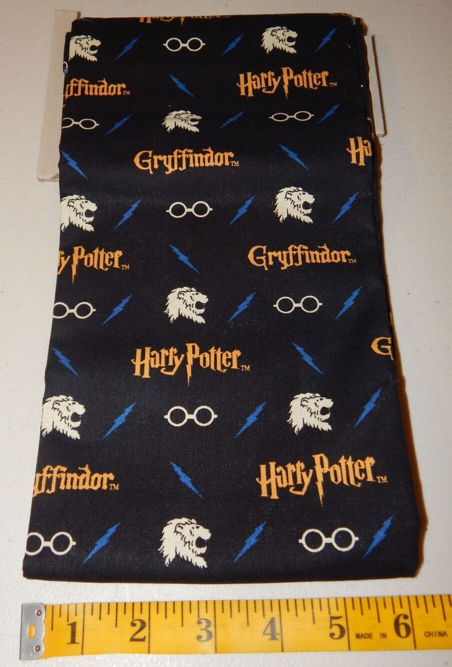 Licensed Harry Potter Gryffindor Premium 100% Cotton 1 Yard Cut 36" x 44" Fabric
